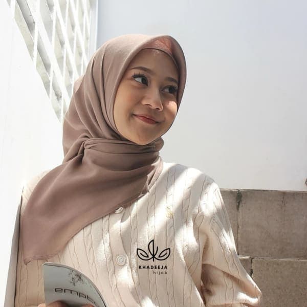 Jilbab Malay untuk Acara Resmi
